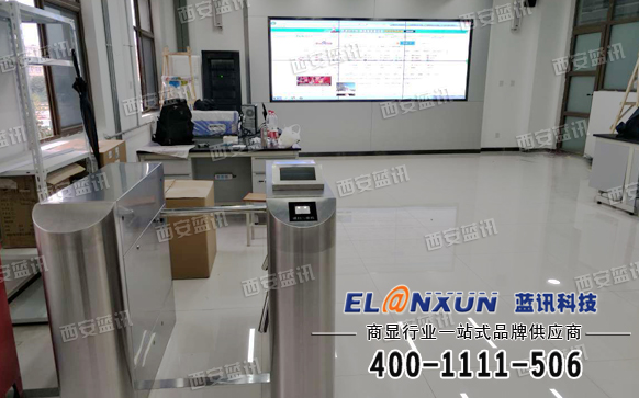 西安职业技术学校多功能演示大厅大屏拼接系统